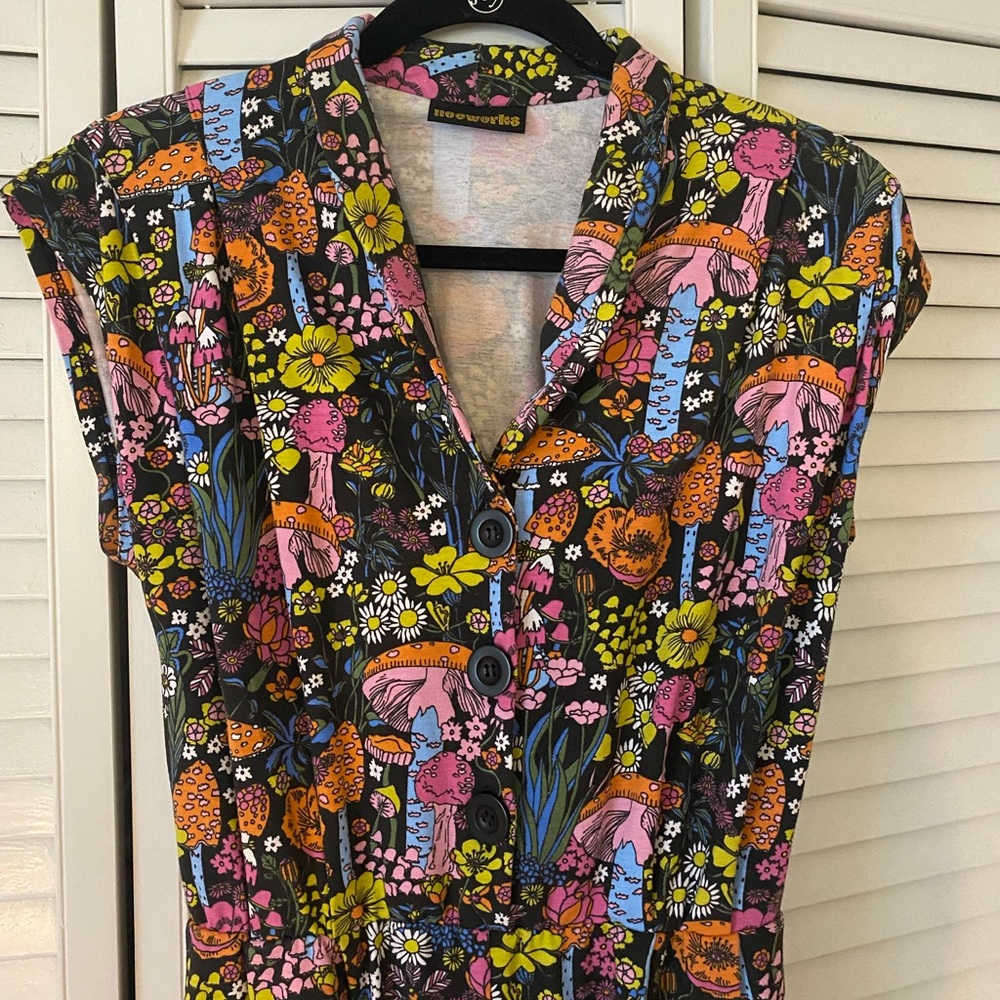 Nooworks Colorful Graphic Jumpsuit - Picture 7 of 9